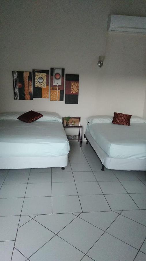 Courtesy Apartments Aruba Oranjestad Exteriér fotografie